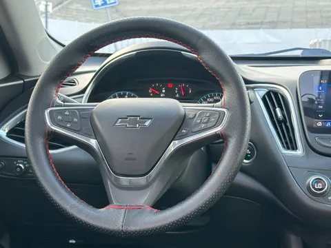 Chevrolet Malibu XL