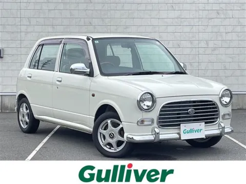 Daihatsu Mira Gino
