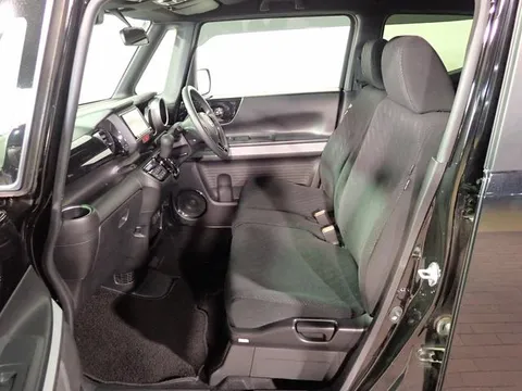 Honda N-BOX Slash