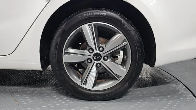 Kia Cerato (K3)
