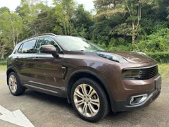 Lynk & Co 01