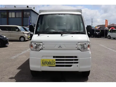 Mitsubishi Minicab Truck