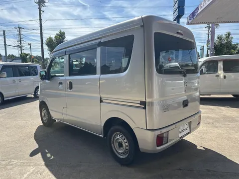 Nissan Clipper