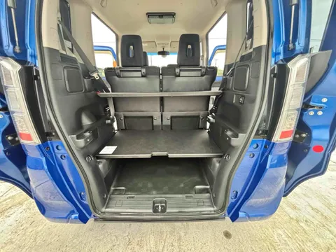 Honda N-BOX Plus
