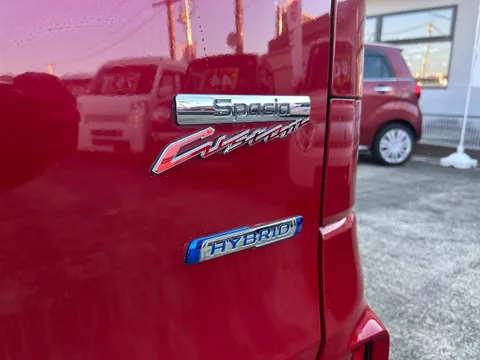 Suzuki Spacia