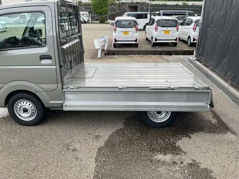 Nissan Clipper Truck