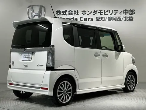 Honda N-BOX Custom