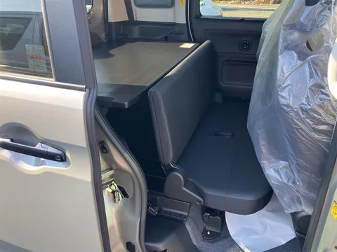 Suzuki Spacia Base