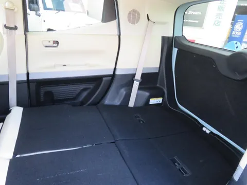 Honda N-BOX Slash