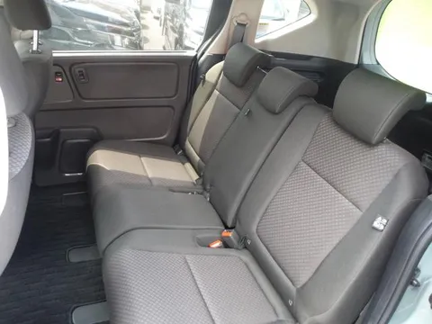 Honda Freed Plus