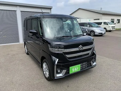 Suzuki Spacia Custom