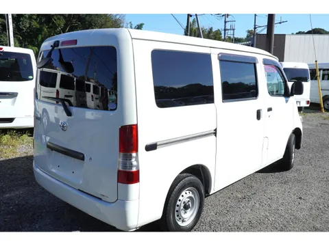 Toyota TownAce Van