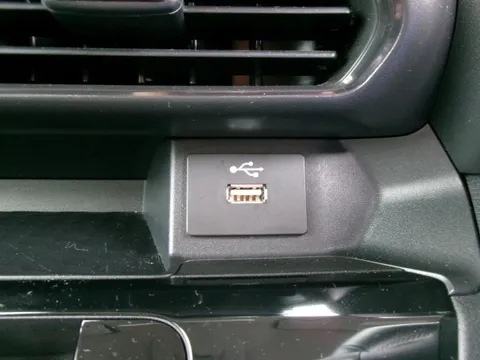 Mitsubishi eK X Space