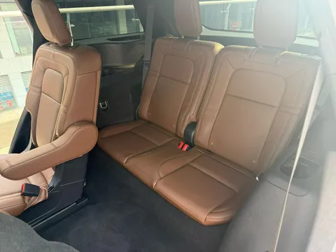 Lincoln Aviator