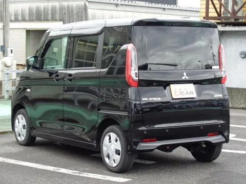Mitsubishi eK Space