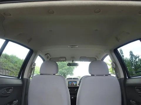 Subaru R2