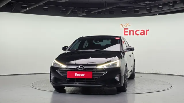 Hyundai Elantra (Avante)