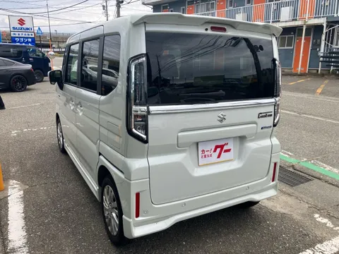 Suzuki Spacia Custom