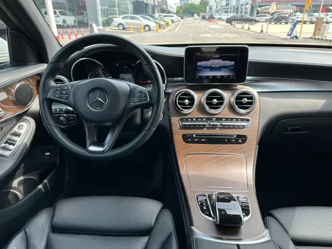 Mercedes-Benz Mercedes-Benz GLC