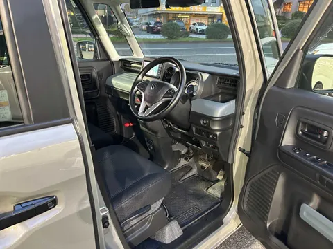 Suzuki Spacia Base
