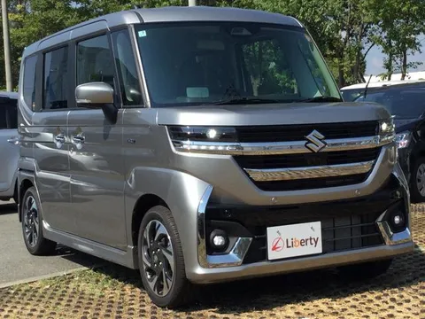 Suzuki Spacia Custom