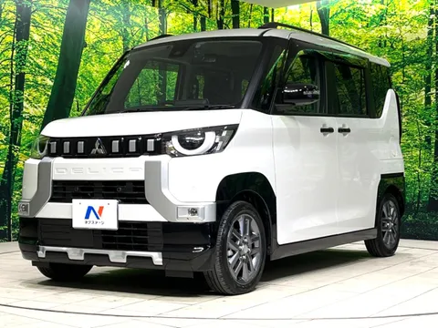 Mitsubishi Delica Mini
