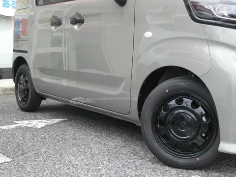 Suzuki Spacia Base
