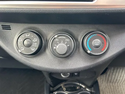 Toyota Yaris (Vitz)