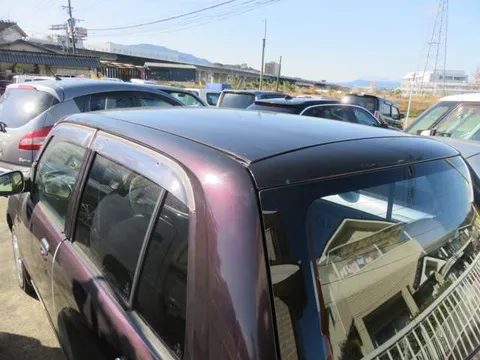 Daihatsu Mira Gino