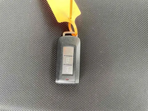 Mitsubishi I