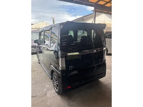 Honda N-BOX Plus Custom