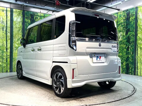 Suzuki Spacia Custom