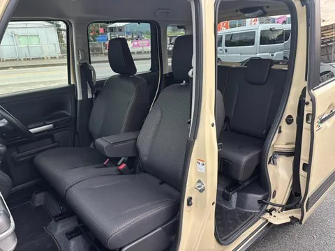 Suzuki Spacia Gear