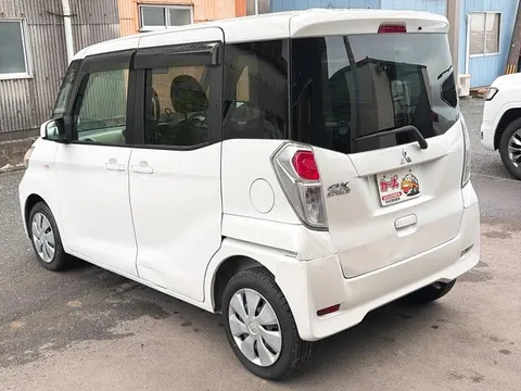 Mitsubishi eK Space