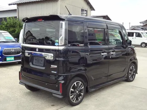 Suzuki Spacia Custom
