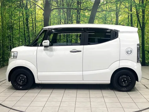 Honda N-BOX Slash