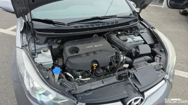 Hyundai Elantra (Avante)