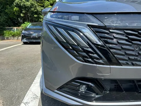 Nissan Note Aura