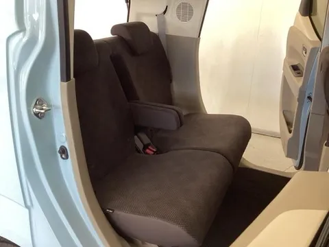 Honda N-BOX Slash