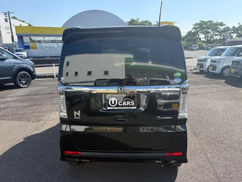 Honda N-BOX Custom