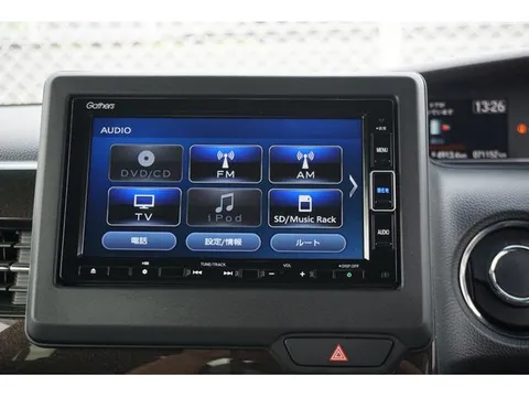 Honda N-BOX Custom