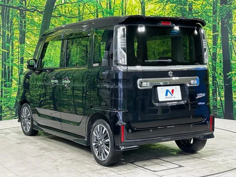 Suzuki Spacia Custom