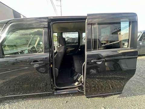 Suzuki Spacia Custom Z
