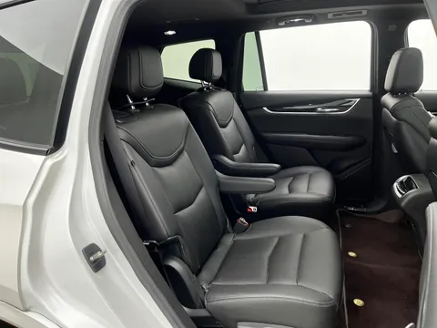 Cadillac XT6