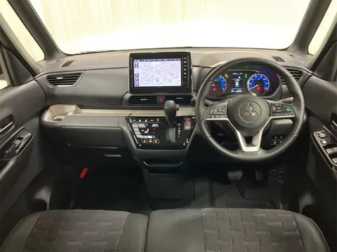 Mitsubishi Delica Mini