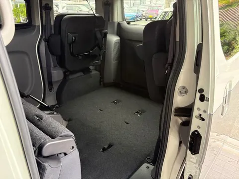 Nissan Vanette