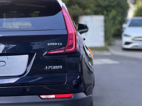 Cadillac XT4