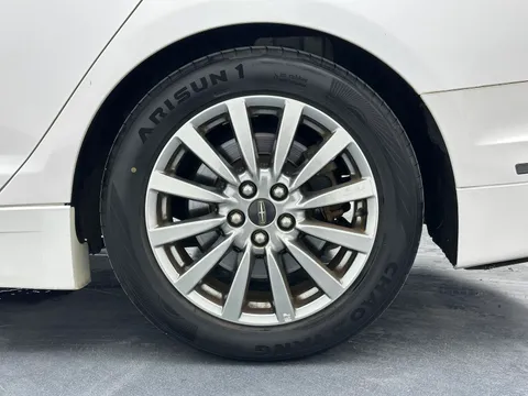 Lincoln MKZ