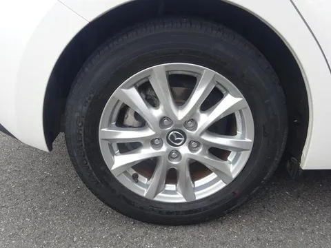Mazda Axela Sport