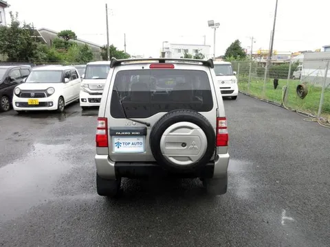 Mitsubishi Pajero Mini